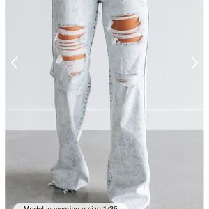 Wild Oak Boutique x Risen Distressed Flare Jeans Light Wash High Rise Trendy Den